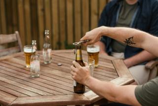 Decapsuleur chouffe : bars, bière et rock a Berlin